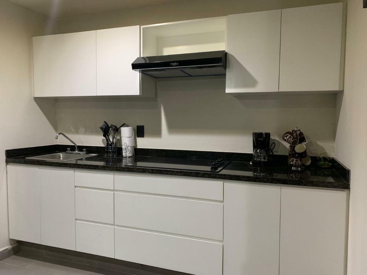 Zona Dorada: Amplio Departamento Para 12 Mazatlán Kültér fotó