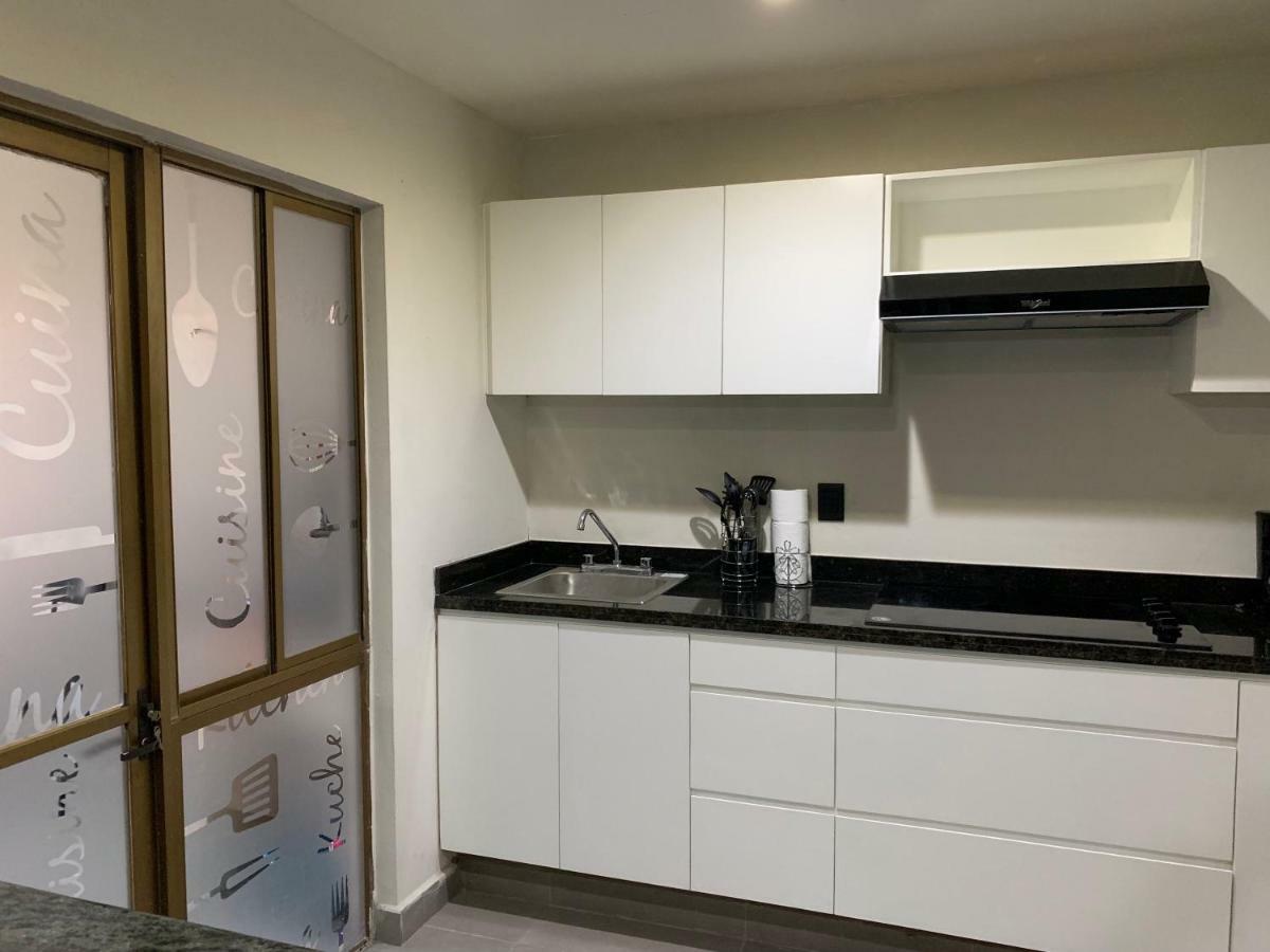Zona Dorada: Amplio Departamento Para 12 Mazatlán Kültér fotó
